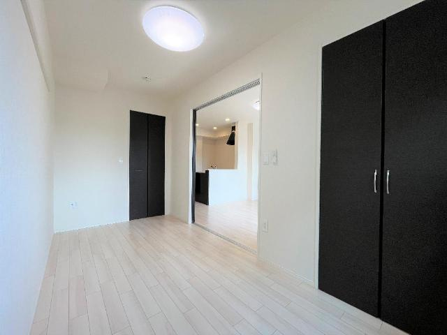 ルオント　ヴァロの内装|洋室