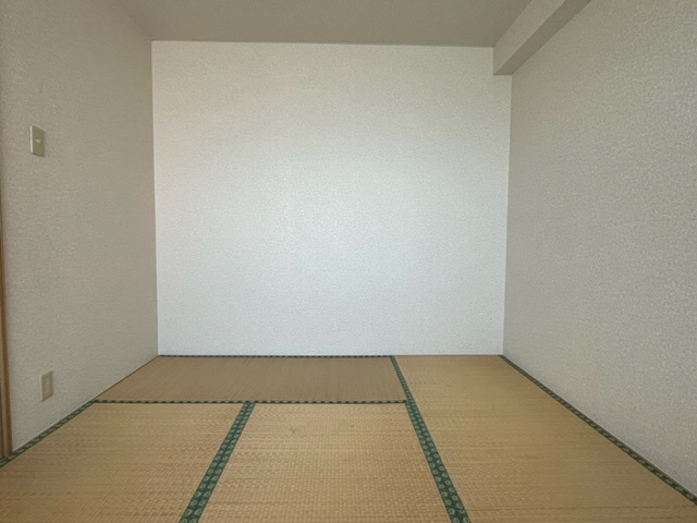 アーバンビルの和室