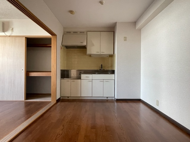 アーバンビルの居間・リビング