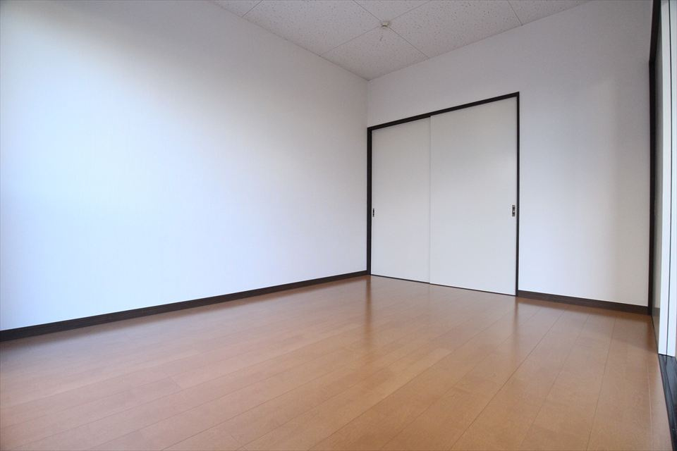 グリーンエトワールの洋室