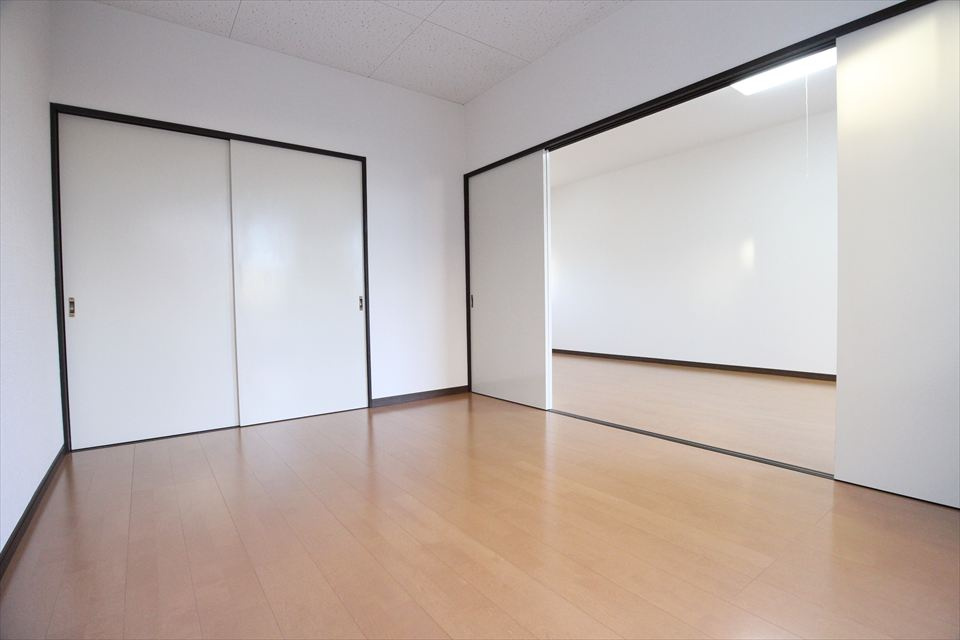 グリーンエトワールの洋室