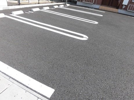 クラウディアＢの駐車場