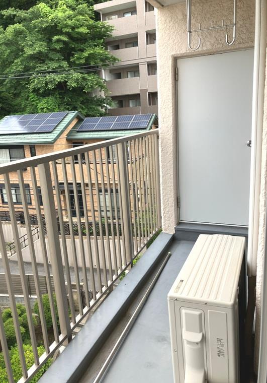 カマクラ大船コーポのバルコニー