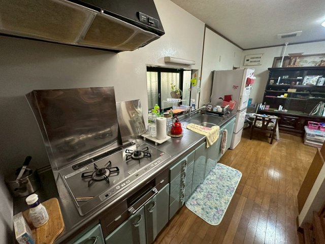 【キッチン】 | 東生馬町中古戸建 | お手入れのしやすいシステムキッチンです