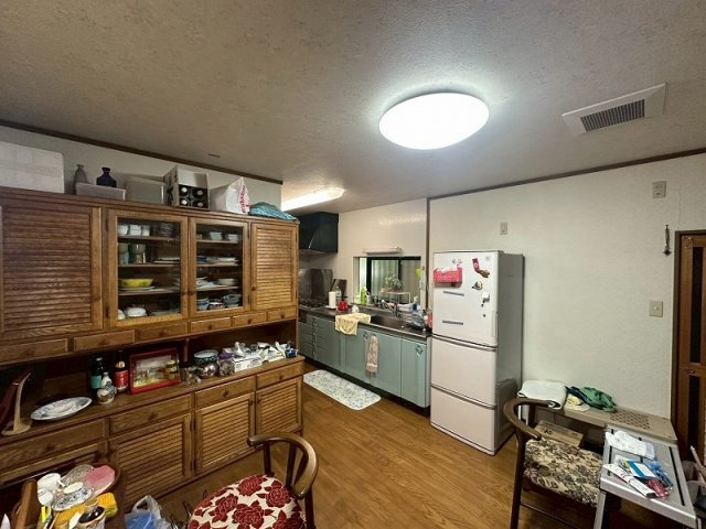 【ダイニング】 | 東生馬町中古戸建 | 居間に隣接しているダイニングスペースです