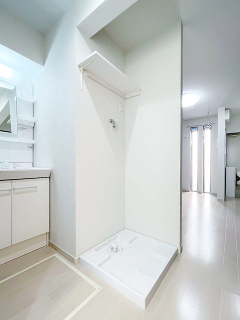 ロイヤル　ウィステリアの設備|室内洗濯機置き場