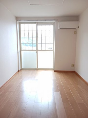 エトワールパルク　エストの居間・リビング|ゆったり過ごせるリビングです