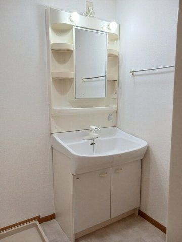 エトワールパルク　エストの洗面所|広い洗面スペース