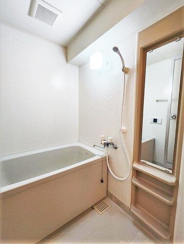 グランデュオ五日市駅前ウエストの浴室|バスルーム　※2023年6月撮影