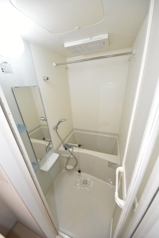 プライムアーバン御堂筋本町の浴室