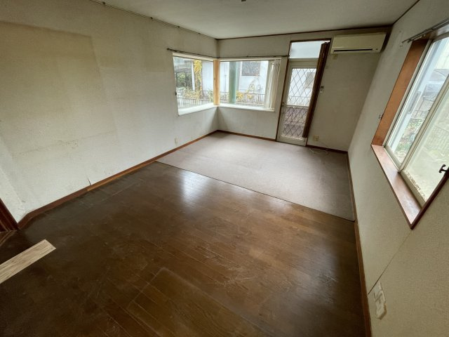 茂原市七渡中古戸建の洋室