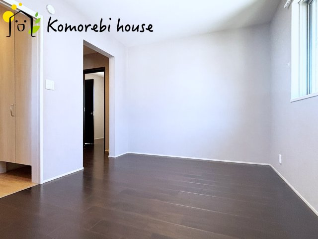 鴻巣市赤城　中古一戸建ての寝室|6.5帖の洋室です