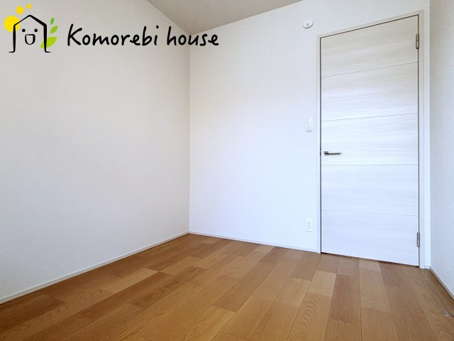 鴻巣市赤城　中古一戸建ての子供部屋|たくさん収納できる4.5帖の洋室です