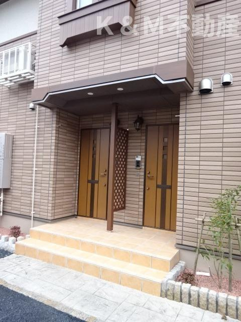 エスポワール４のエントランス|毎日通るエントランスはこのようになっています