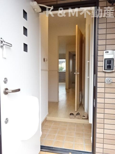 エスポワール４のロビー|落ち着いたロビーです