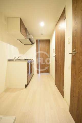 FlairNambaの玄関|FlairNamba(フレアナンバ）　廊下