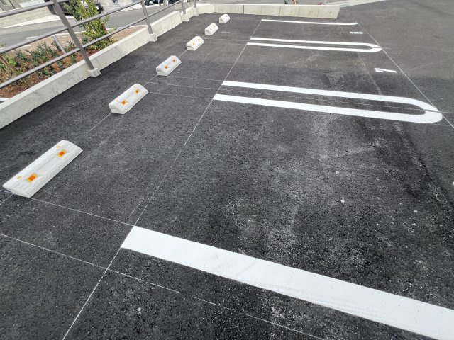 グランドールⅡの駐車場