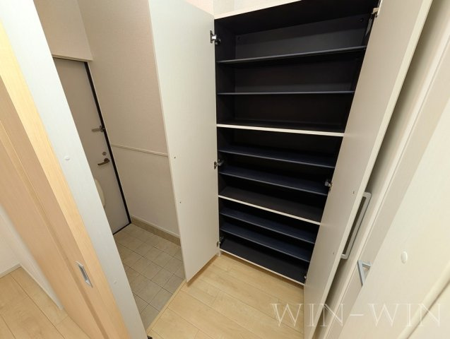 ビオーラ 金剛 Cの玄関|イメージ（同施工会社同一モデルの写真です）