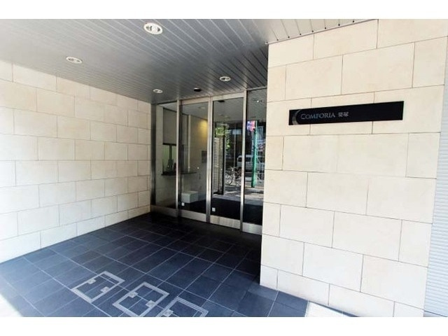 渋谷区笹塚１丁目の賃貸マンションのエントランス