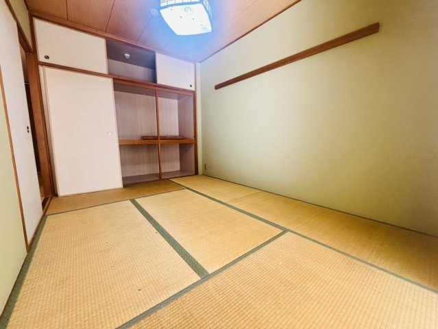 コート須磨関守町の和室