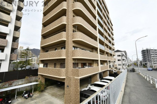 鉄筋コンクリート10階建て