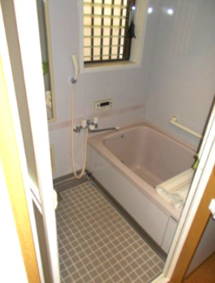 馬場通 貸家の浴室