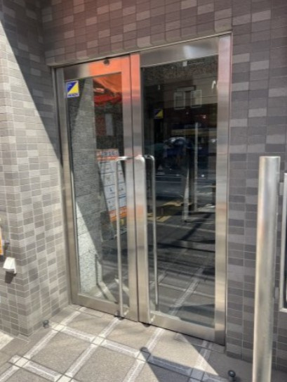 【エントランス】