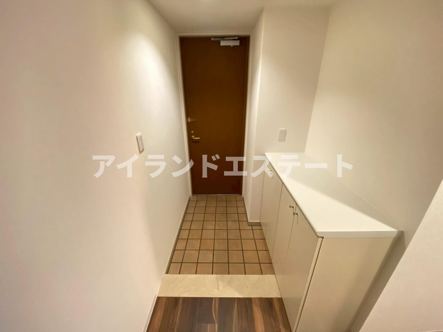 LANAI COURT CLASSIC　ファミリー向け　角部屋　オートロックの玄関