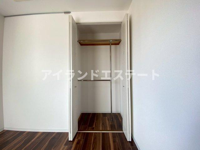 LANAI COURT CLASSIC　ファミリー向け　角部屋　オートロックの収納