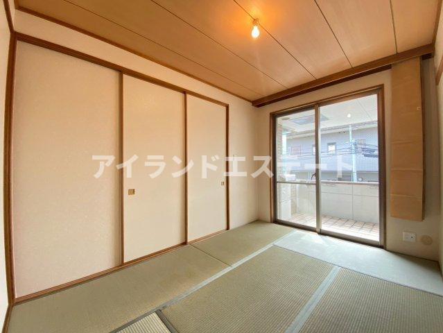 LANAI COURT CLASSIC　ファミリー向け　角部屋　オートロックの和室