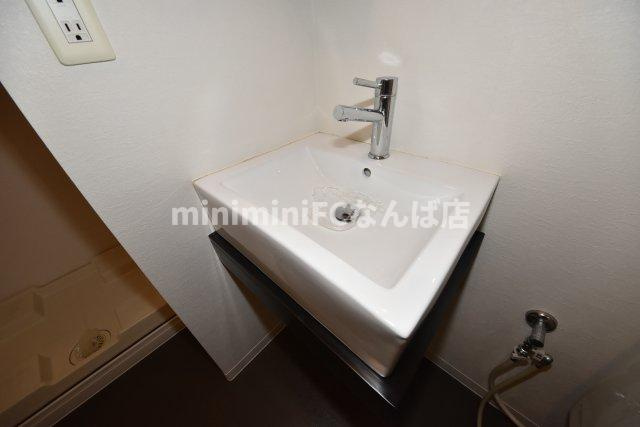 エステムコート難波EASTレオルガ