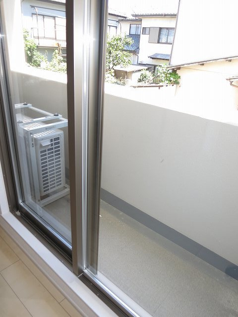 アンジュール登戸のバルコニー