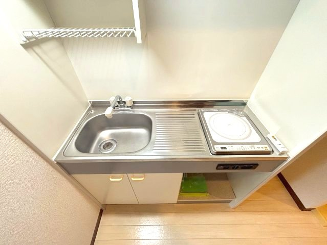 ＣＡＳＡ　ＤＥ　ＴＳＵＺＵＹＡＭＡＤＡＩのキッチン