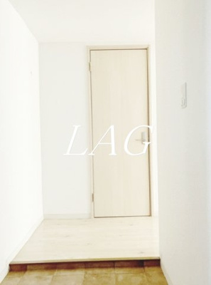 【玄関】 | パレスフィールド市川南 | 玄関です。