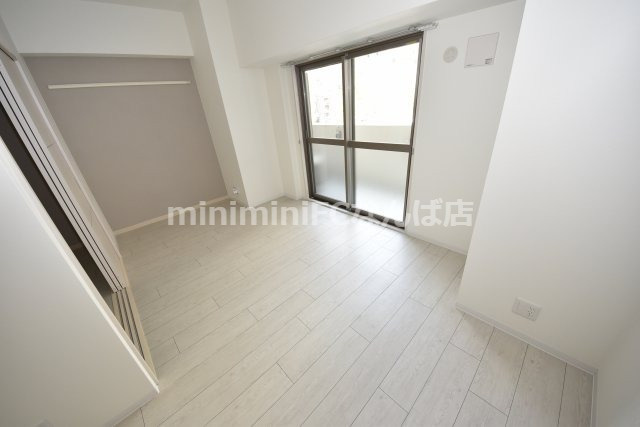 ノーブルスクエア新町の居間・リビング|ゆったり過ごせる居間です