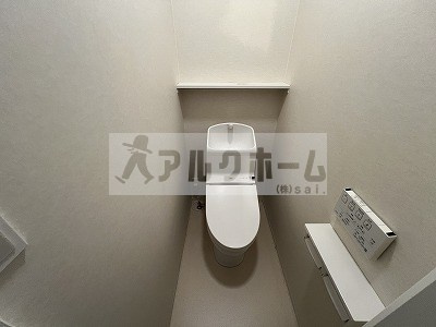 国分西2丁目戸建てのトイレ