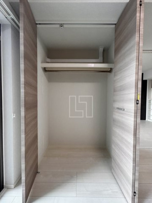 【収納】 | IBC Residence West | IBC Residence West(アイビーシーレジデンスウエスト)　クローゼット