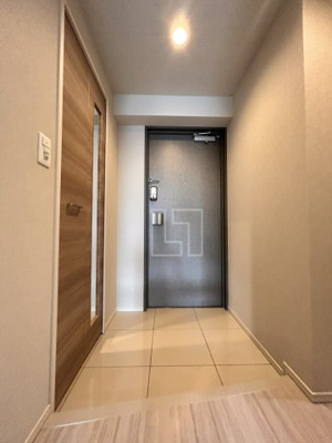 【玄関】 | IBC Residence West | IBC Residence West(アイビーシーレジデンスウエスト)　玄関スペース