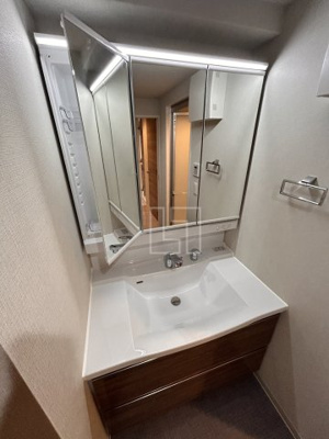 【独立洗面台】 | IBC Residence West | IBC Residence West(アイビーシーレジデンスウエスト)　独立洗面化粧台