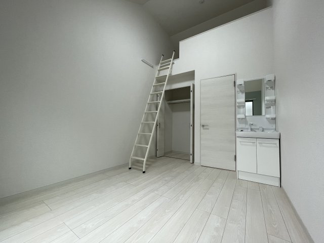 ラコリーヌ生田の居間・リビング