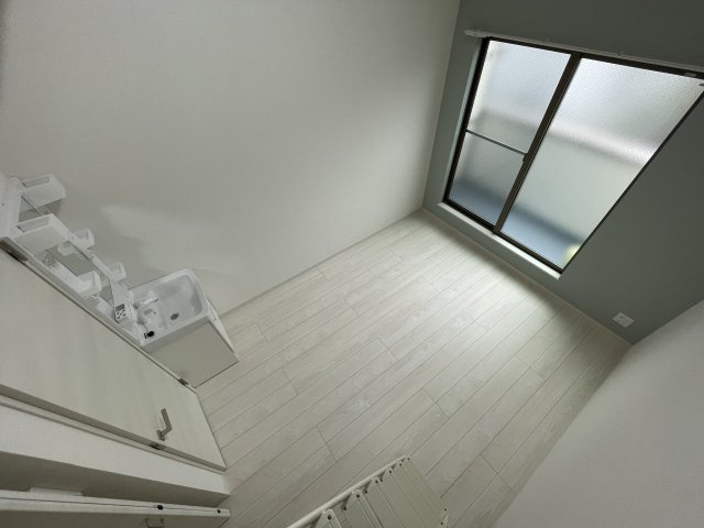 ラコリーヌ生田の洋室