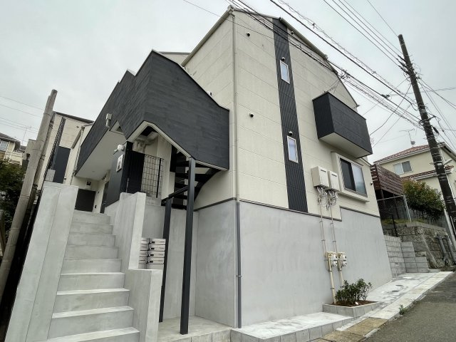 ラコリーヌ生田の外観