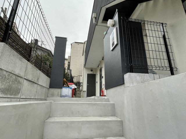 ラコリーヌ生田のエントランス