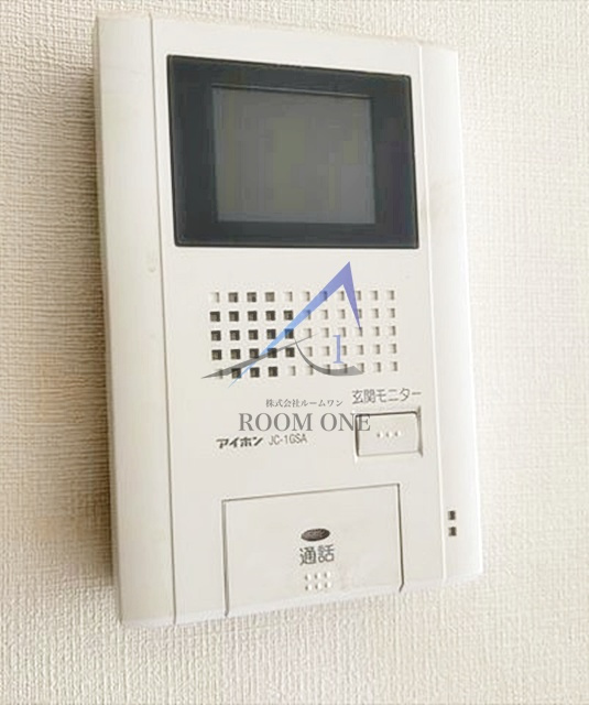 ルーエのセキュリティ|モニター付きインターホンです。