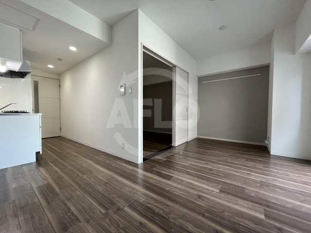 ノーブルスクエア新町　堀江小学校区の居間・リビング|ノーブルスクエア新町　リビング