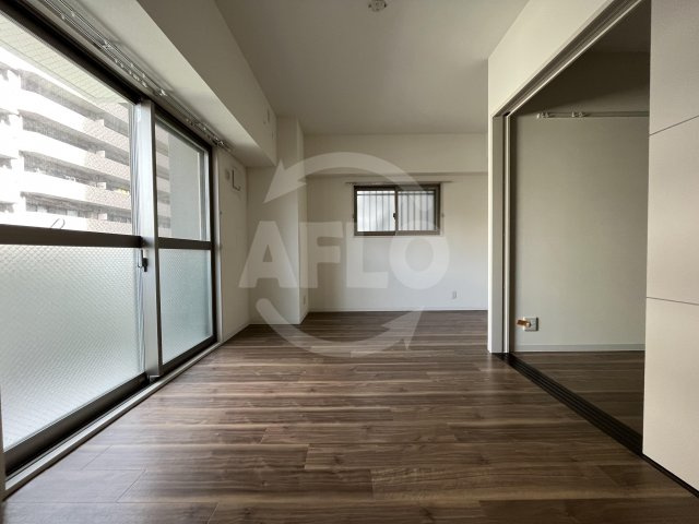 ノーブルスクエア新町　堀江小学校区の居間・リビング|ノーブルスクエア新町　リビング