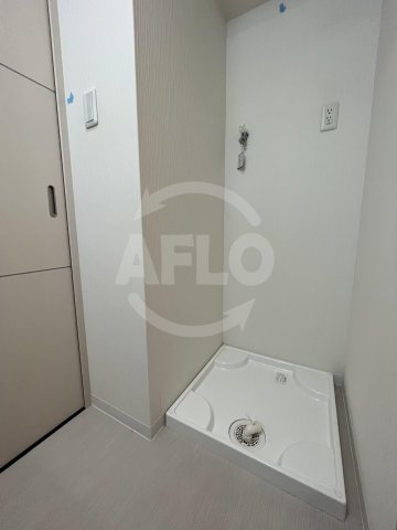 ノーブルスクエア新町　堀江小学校区の洗面所|ノーブルスクエア新町　洗濯パン