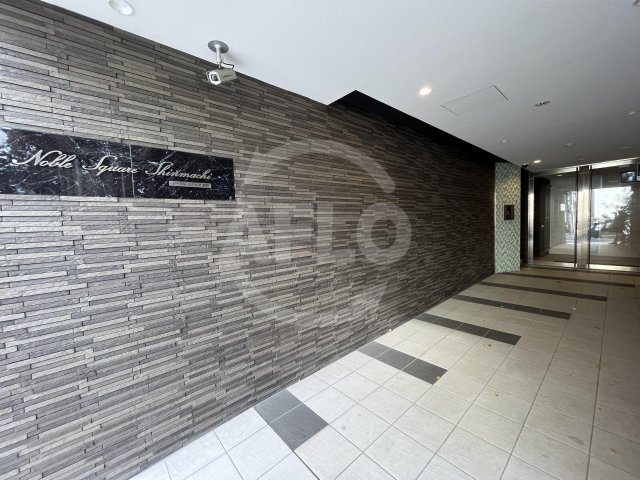 ノーブルスクエア新町　堀江小学校区のエントランス|ノーブルスクエア新町　エントランス