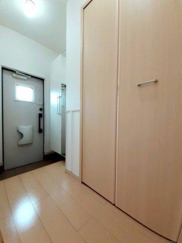 アンサードリームＮＫＴの玄関