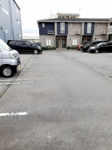 アンサードリームＮＫＴの駐車場